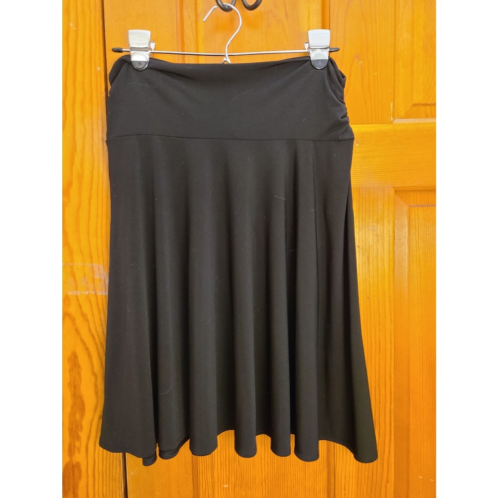 Black skirt
